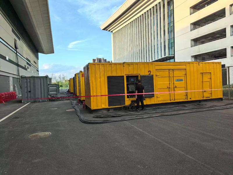 范县柴油发电机冬季保养注意事项?