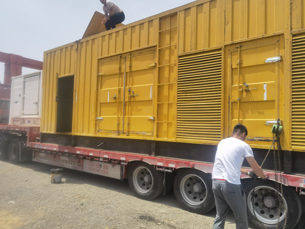 范县发电机出租100KW发电机需要什么规格的电缆线?