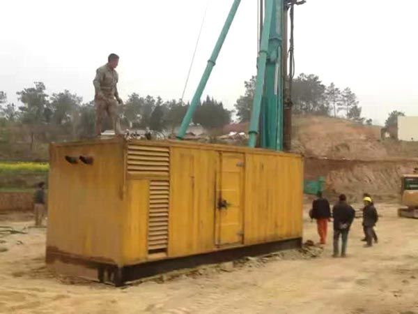 范县如何判断水冷式机油散热器密封件是否需要更换？